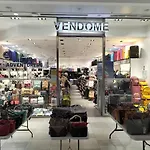 La Petite Parisienne-centre -gare -airport * בווה