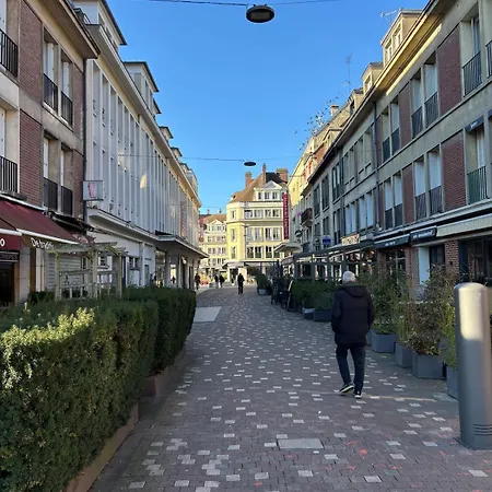 דירה La Petite Parisienne-centre -gare -airport בווה