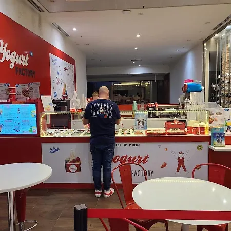 La Petite Parisienne-centre -gare -airport *